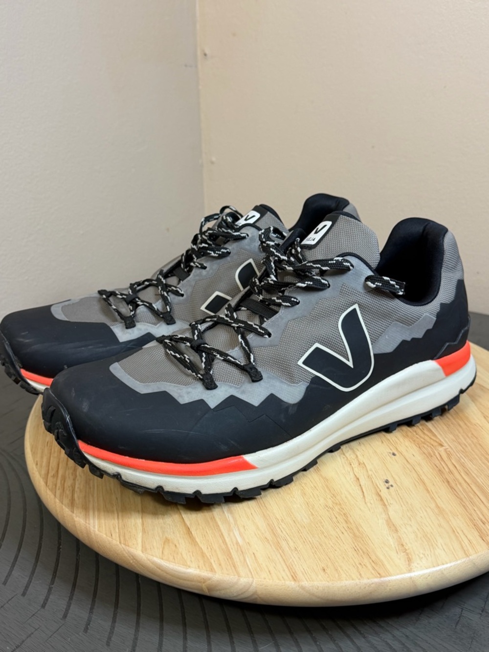 VEJA Men’s Basalte Fitz Roy Trek Shell Running Hiking Shoes